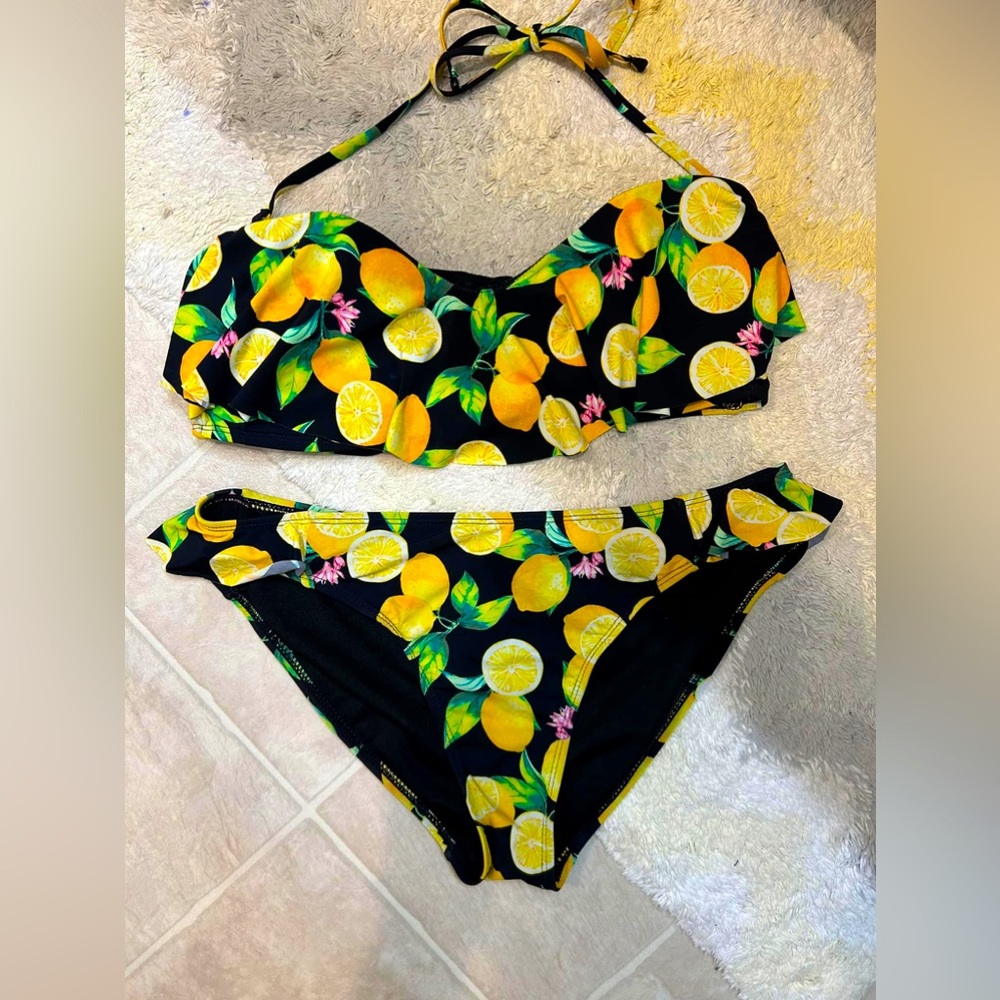 Lemon Bikini